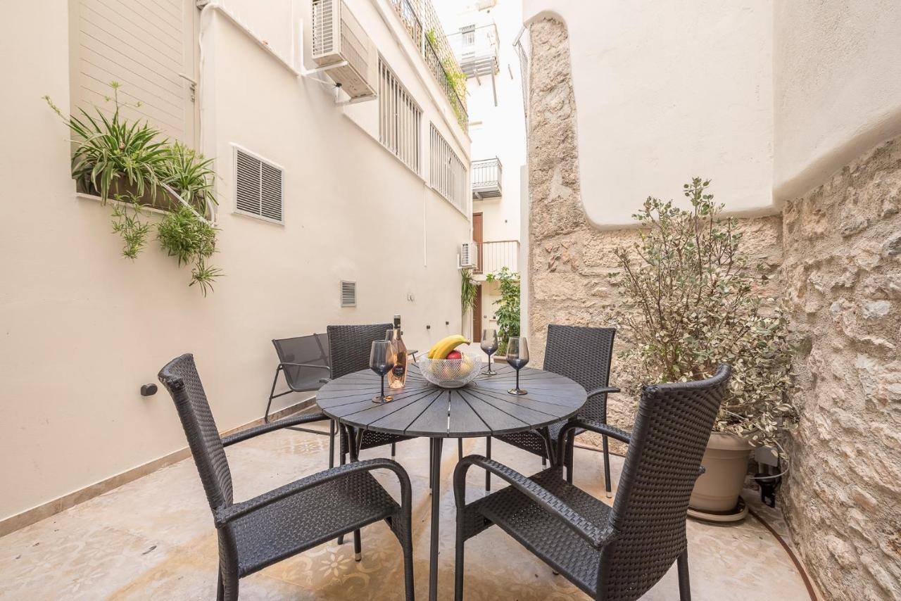 Apollonos 28 Luxury Suites Athens Exterior photo